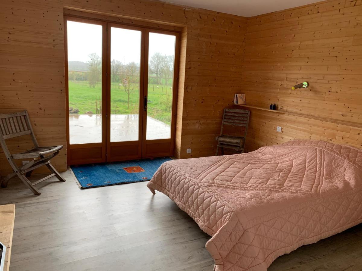 Jeux-Les-Bard Chambre D'Hotes Dans Les Champs מראה חיצוני תמונה